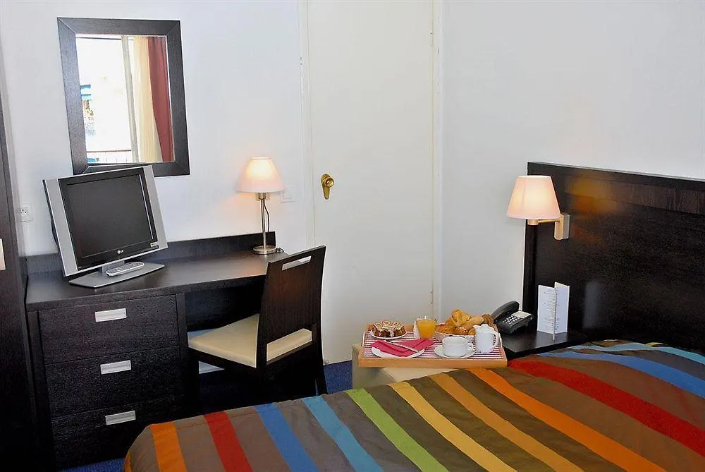 Hotel Hôtel Comté de Nice Beaulieu-sur-Mer